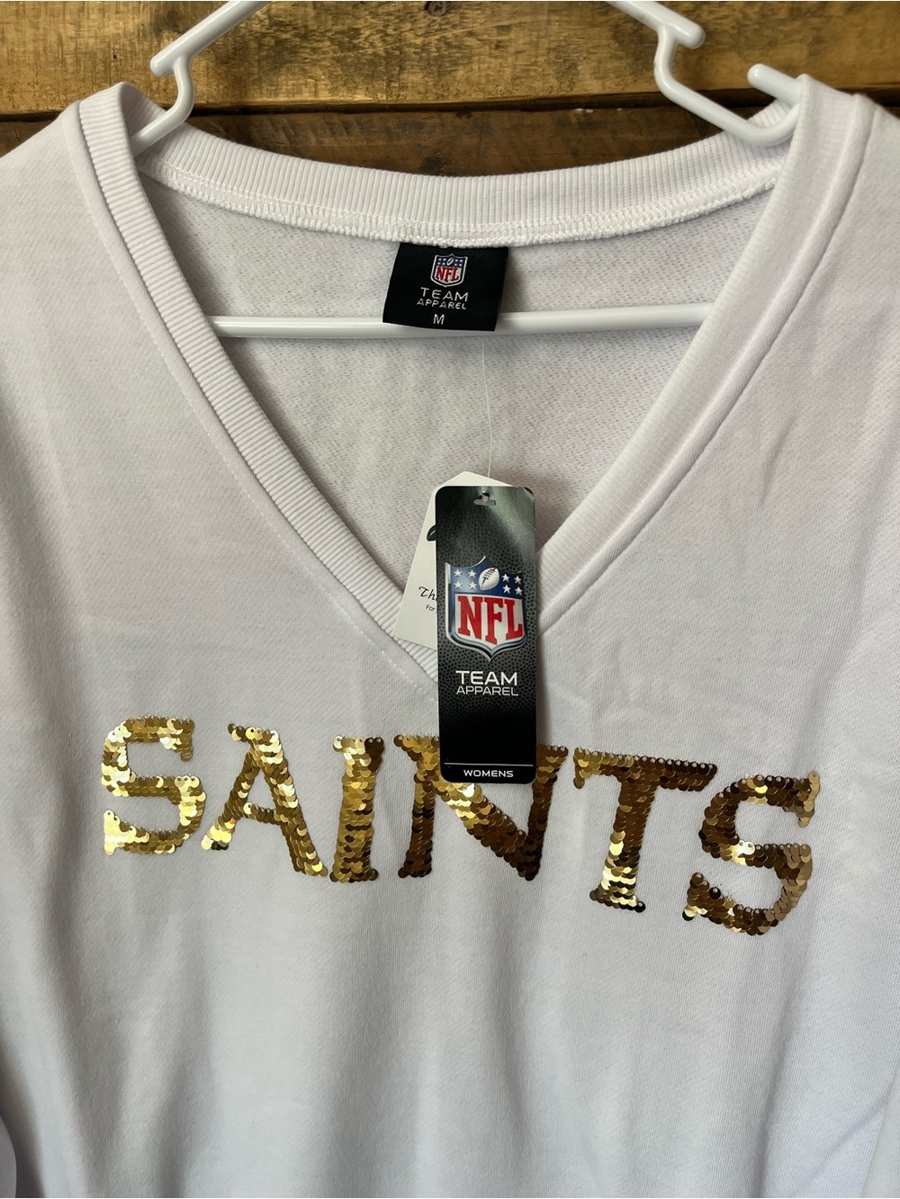 Women's Cuce White New Orleans Saints Sequin Fleece V-Neck T-Shirt Size M - Picture 3 of 7